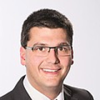 Porträtfoto von Jonas Merzbacher